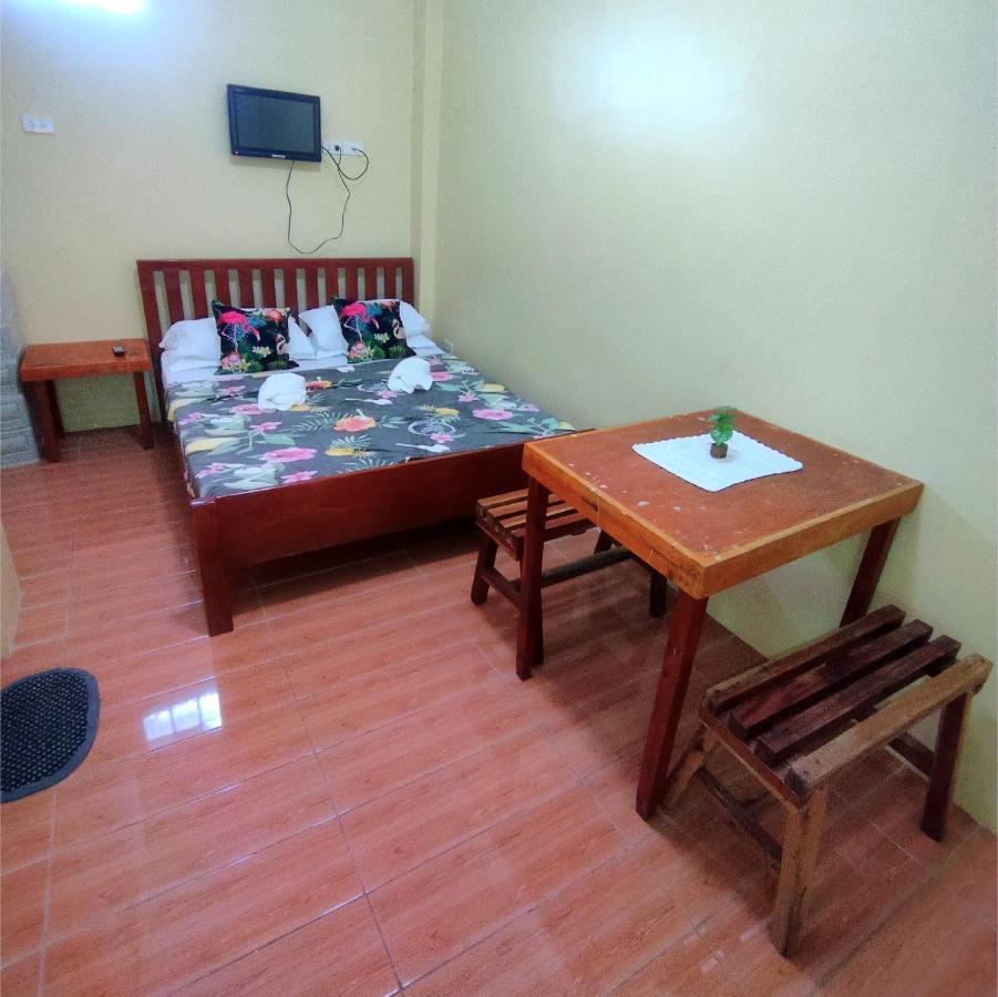 Pamujo Hostel Baclayon Eksteriør billede
