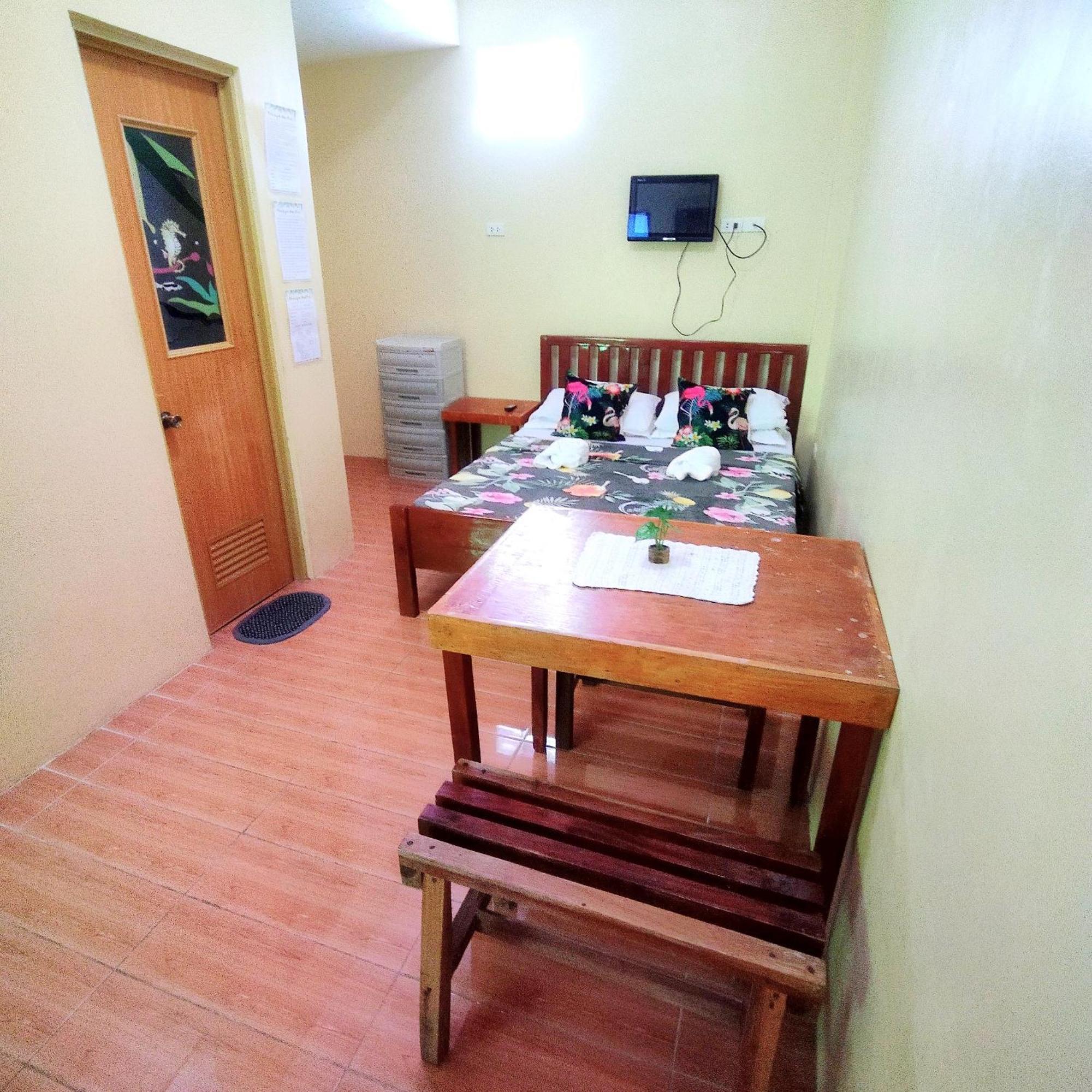 Pamujo Hostel Baclayon Værelse billede